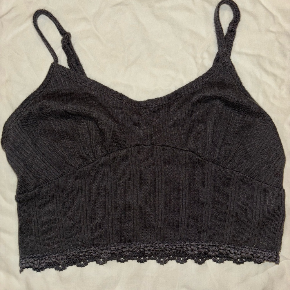 grey crop top